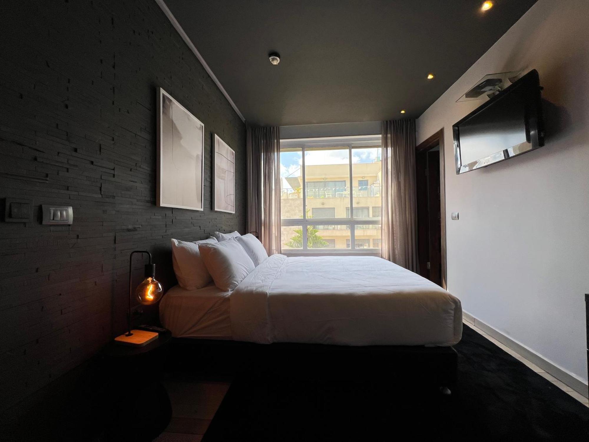 Beer Garden Hotel 텔아비브 외부 사진